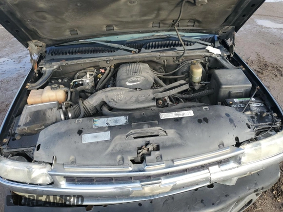2002 Chevrolet Tahoe LS with VIN 1GNEC13V22R278981, listed as a Copart auction lot 87921455 with 318,518 mi miles and Salvage Title. Bid and sale history available at carsss.com. Image 14.