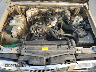 1993 Volvo 900 z VIN YV1JS8318P1140782, wystawiony jako Copart lot #41431855 z przebiegiem 141 139 mil mil oraz Szkody całkowita. Historia ofert i sprzedaży dostępna na DreamBid. Obrazek 11.