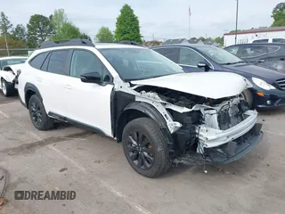 2023 Subaru Outback Onyx z VIN 4S4BTALC5P3195285, wystawiony jako IAAI lot #42006352 z przebiegiem 24 222 mil mil oraz . Historia ofert i sprzedaży dostępna na DreamBid. Obrazek 1.