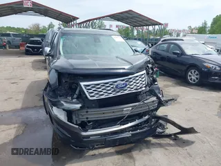 2016 Ford Explorer Platinum z VIN 1FM5K8HT4GGB49067, wystawiony jako IAAI lot #42093235 z przebiegiem 138 272 mil mil oraz . Historia ofert i sprzedaży dostępna na DreamBid. Obrazek 12.