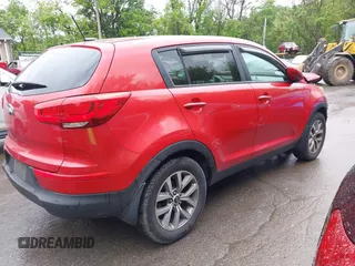 2014 Kia Sportage LX z VIN KNDPB3AC1E7586225, wystawiony jako IAAI lot #42323729 z przebiegiem 71 861 mil mil oraz . Historia ofert i sprzedaży dostępna na DreamBid. Obrazek 4.