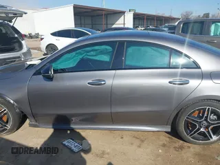 2024 Mercedes-Benz CLA 250 z VIN W1K5J4HB4RN461367, wystawiony jako IAAI lot #41590994 z przebiegiem 6 251 mil mil oraz . Historia ofert i sprzedaży dostępna na DreamBid. Obrazek 14.