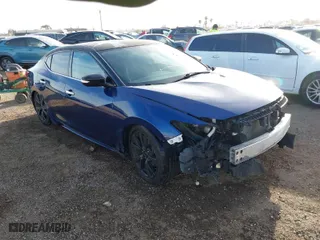 2017 Nissan Maxima SR with VIN 1N4AA6AP8HC412862, listed as a IAAI auction lot 41725246 with 154,483 mi miles. Bid and sale history available at carsss.com. Image 1.