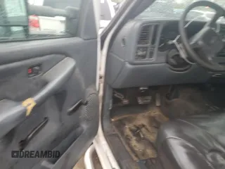 2001 GMC Sierra 1500 with VIN 1GTGC24U81Z198225, listed as a Copart auction lot 72794774 with Not Provided miles and Salvage Title. Bid and sale history available at DreamBid. Image 8.