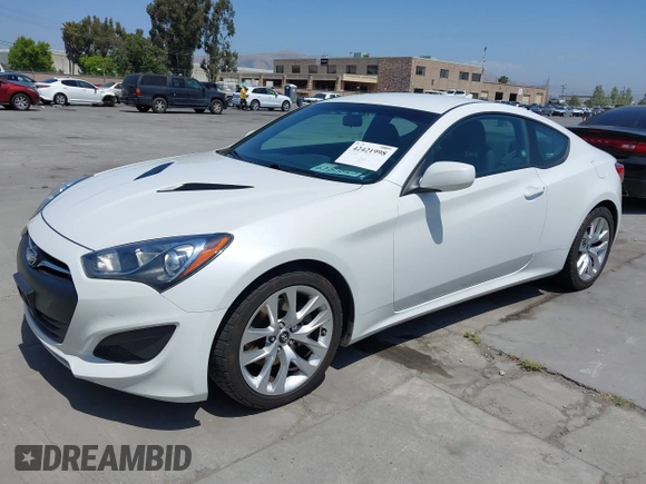 2013 Hyundai Genesis Coupe 2.0T with VIN KMHHT6KD7DU088682, listed as a IAAI auction lot 42421998 with 87,398 mi miles and . Bid and sale history available at DreamBid. Image 6.
