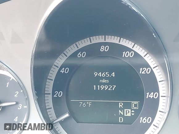 2010 Mercedes-Benz E 550 Luxury with VIN WDDHF7CB0AA100964, listed as a IAAI auction lot 41458942 with 119,927 mi miles and . Bid and sale history available at DreamBid. Image 15.