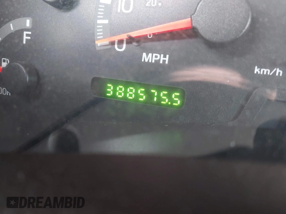 1999 Ford F-150 Work Series with VIN 1FTRF17W7XNA96857, listed as a IAAI auction lot 42119251 with 388,575 mi miles. Bid and sale history available at carsss.com. Image 12.