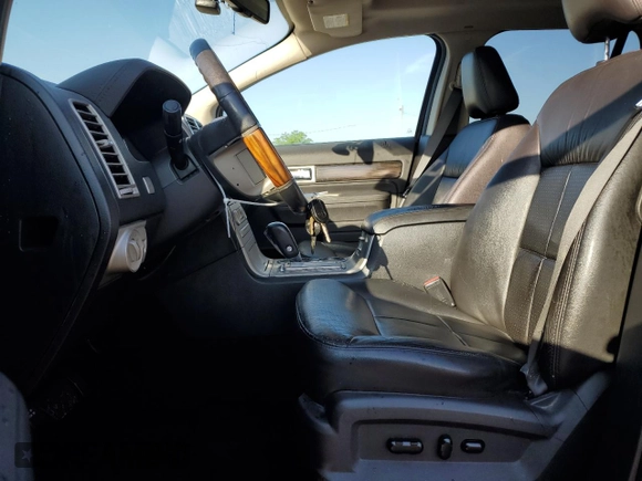 2007 Lincoln MKX with VIN 2LMDU88C47BJ21898, listed as a Copart auction lot 56321275 with 182,123 mi miles and Non repairable. Bid and sale history available at DreamBid. Image 7.