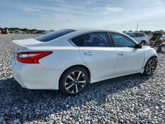 2016 Nissan Altima SR с VIN 1N4AL3AP1GC175042, выставлен на аукционе Copart как лот 61695755 с пробегом 107 382 миль миль и Списание • Salvage title. История ставок и продаж доступна на DreamBid. Изображение 3.
