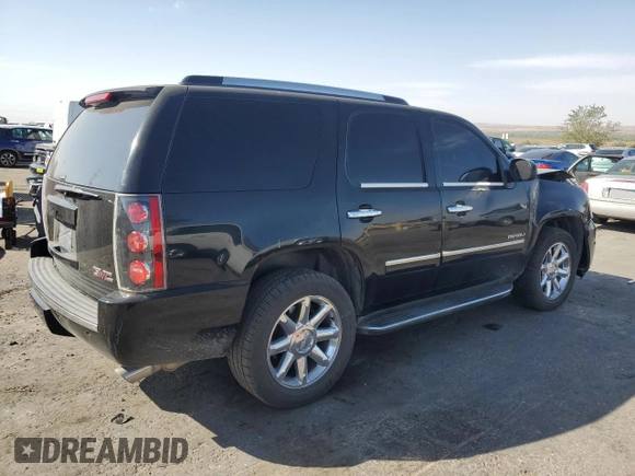 2014 GMC Yukon Denali z VIN 1GKS1EEF4ER230535, wystawiony jako Copart lot #76079844 z przebiegiem 153 180 mil mil oraz Szkoda całkowita • Salvage title. Historia ofert i sprzedaży dostępna na DreamBid. Obrazek 3.