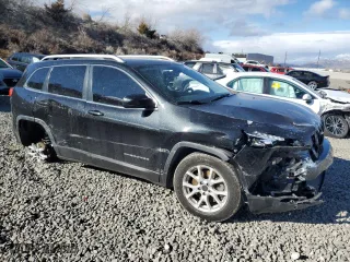 2016 Jeep Cherokee Altitude with VIN 1C4PJMCB5GW115281, listed as a Copart auction lot 46082805 with 0 mi miles and Salvage Title. Bid and sale history available at carsss.com. Image 4.