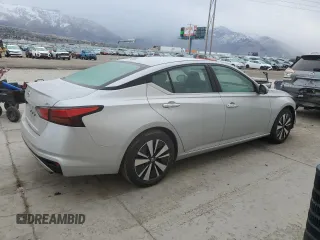 2019 Nissan Altima SL with VIN 1N4BL4EV7KC258714, listed as a Copart auction lot 51266935 with 44,184 mi miles and Salvage Title. Bid and sale history available at DreamBid. Image 3.