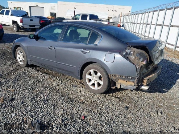 2009 Nissan Altima 2.5 with VIN 1N4AL21E99N538882, listed as a IAAI auction lot 42119130 with 154,146 mi miles. Bid and sale history available at carsss.com. Image 3.