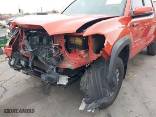 2017 Toyota Tacoma SR5 with VIN 3TMAZ5CN7HM050496, listed as a IAAI auction lot 40958166 with 104,950 mi miles. Bid and sale history available at carsss.com. Image 6.