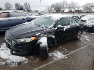 2019 Ford Fusion Hybrid SE with VIN 3FA6P0LU0KR252957, listed as a Copart auction lot 38459553 with 62,947 mi miles. Bid and sale history available at carsss.com. Image 1.