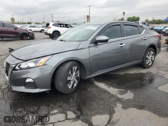 2020 Nissan Altima S with VIN 1N4BL4BV7LC204738, listed as a Copart auction lot 55827275 with 80,667 mi miles and Salvage title. Bid and sale history available at DreamBid. Image 1.