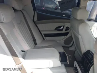 2007 Maserati Quattroporte with VIN ZAMFE39A870029065, listed as a IAAI auction lot 40193193 with 48,620 mi miles. Bid and sale history available at carsss.com. Image 8.
