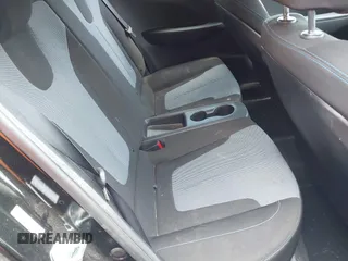 2019 Hyundai Veloster Premium с VIN KMHTG6AF1KU003446, выставлен на аукционе IAAI как лот 42551823 с пробегом 93 296 миль миль и . История ставок и продаж доступна на DreamBid. Изображение 8.