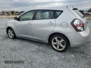 2009 Pontiac Vibe w/1SB with VIN 5Y2SP670X9Z422010, listed as a Copart auction lot 88146195 with 286,887 mi miles and Clean Title. Bid and sale history available at carsss.com. Image 2.