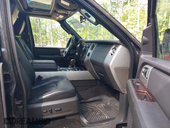 2010 Ford Expedition Limited с VIN 1FMJU2A59AEB52440, выставлен на аукционе IAAI как лот 42118480 с пробегом 155 858 миль миль и . История ставок и продаж доступна на DreamBid. Изображение 5.