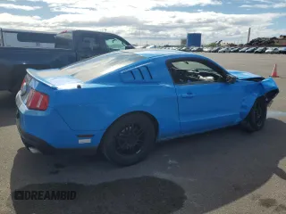 2011 Ford Mustang V6 with VIN 1ZVBP8AM8B5156374, listed as a Copart auction lot 61855985 with 81,403 mi miles and Clean title. Bid and sale history available at DreamBid. Image 3.