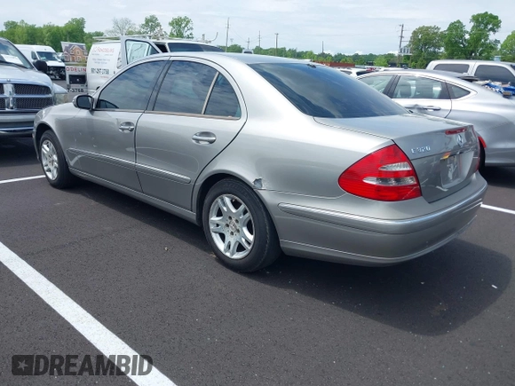 2003 Mercedes-Benz E-Class 3.2L with VIN WDBUF65JX3A341682, listed as a IAAI auction lot 42107536 with 1 mi miles. Bid and sale history available at carsss.com. Image 3.