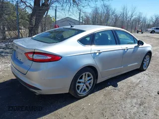2015 Ford Fusion SE with VIN 1FA6P0H75F5123303, listed as a IAAI auction lot 41853439 with 152,825 mi miles. Bid and sale history available at carsss.com. Image 4.