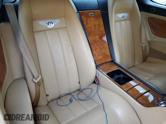 2005 Bentley Continental GT GT z VIN SCBCR63W55C027421, wystawiony jako Copart lot #85012544 z przebiegiem 105 198 mil mil oraz Czysty tytuł • Clean title. Historia ofert i sprzedaży dostępna na DreamBid. Obrazek 10.