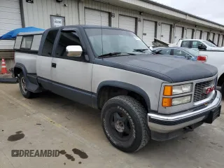 1994 GMC Sierra 1500 with VIN 2GDEK19K2R1544894, listed as a Copart auction lot 81806224 with 208,213 mi miles and Clean Title. Bid and sale history available at DreamBid. Image 4.