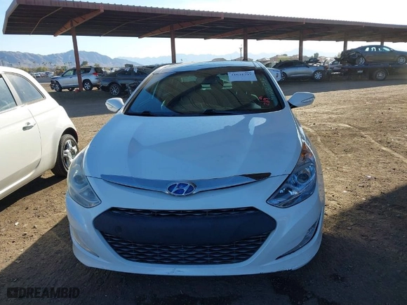 2012 Hyundai Sonata Hybrid with VIN KMHEC4A43CA024468, listed as a IAAI auction lot 41631797 with 184,547 mi miles. Bid and sale history available at carsss.com. Image 6.