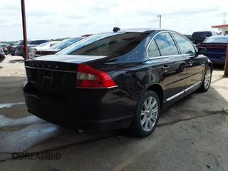 2011 Volvo S80 3.2L с VIN YV1952AS0B1137239, выставлен на аукционе IAAI как лот 42203258 с пробегом 218 685 миль миль и . История ставок и продаж доступна на DreamBid. Изображение 4.