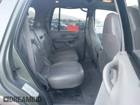 1999 Ford Expedition XLT with VIN 1FMPU18L8XLB66035, listed as a IAAI auction lot 42489611 with Not provided miles and . Bid and sale history available at DreamBid. Image 8.