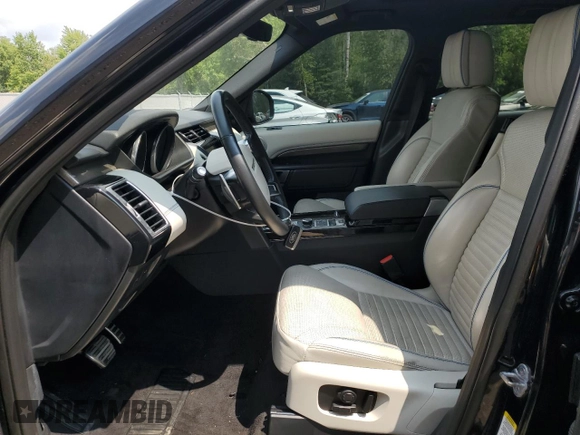 2017 Land Rover Discovery HSE Luxury with VIN SALRHBBV1HA026657, listed as a Copart auction lot 64478634 with 31,050 mi miles and Non Repairable. Bid and sale history available at carsss.com. Image 7.