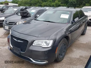 2015 Chrysler 300 Limited z VIN 2C3CCAAG1FH868278, wystawiony jako IAAI lot #42378551 z przebiegiem 133 165 mil mil oraz . Historia ofert i sprzedaży dostępna na DreamBid. Obrazek 2.