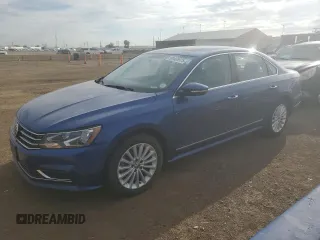2017 Volkswagen Passat SE with VIN 1VWBT7A35HC043726, listed as a Copart auction lot 60465975 with 38,395 mi miles and Salvage title. Bid and sale history available at DreamBid. Image 1.