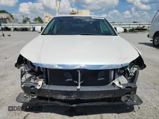 2011 Toyota Avalon with VIN 4T1BK3DBXBU376423, listed as a Copart auction lot 60820265 with 203,072 mi miles and Salvage title. Bid and sale history available at DreamBid. Image 5.