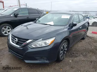 2018 Nissan Altima 2.5 SL with VIN 1N4AL3AP7JC165994, listed as a IAAI auction lot 41678939 with 126,336 mi miles. Bid and sale history available at carsss.com. Image 17.