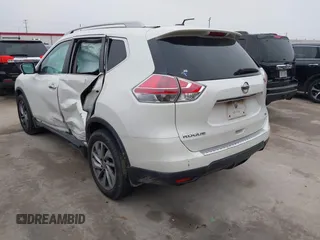 2015 Nissan Rogue SL with VIN 5N1AT2MT6FC761145, listed as a IAAI auction lot 41447918 with 97,021 mi miles. Bid and sale history available at carsss.com. Image 3.