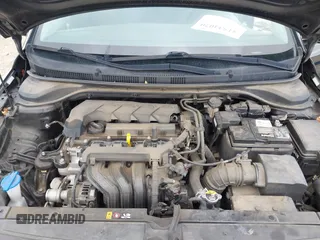 2021 Hyundai Accent SE z VIN 3KPC24A61ME134031, wystawiony jako IAAI lot #41534070 z przebiegiem 88 217 mil mil oraz . Historia ofert i sprzedaży dostępna na DreamBid. Obrazek 10.