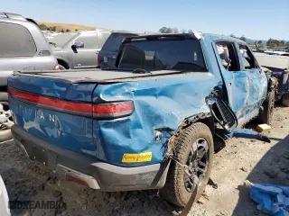 2022 Rivian R1T Adventure Package with VIN 7FCTGAAA4NN010881, listed as a Copart auction lot 58783584 with 0 mi miles and Salvage Title. Bid and sale history available at carsss.com. Image 3.