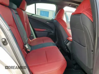 2022 Lexus UX 250h F Sport z VIN JTHR9JBH1N2057419, wystawiony jako Copart lot #61190715 z przebiegiem 60 401 mil mil oraz Szkoda całkowita • Salvage title. Historia ofert i sprzedaży dostępna na DreamBid. Obrazek 13.