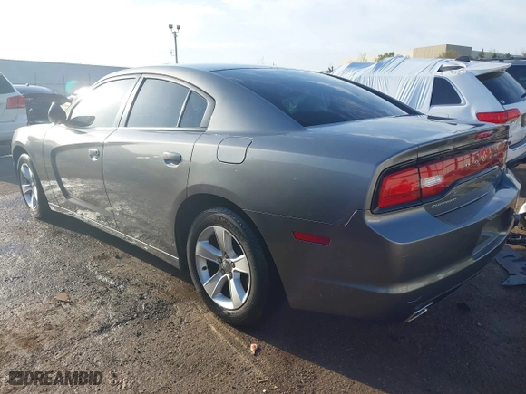 2012 Dodge Charger SE with VIN 2C3CDXBG2CH297166, listed as a IAAI auction lot 41992613 with 136,755 mi miles. Bid and sale history available at carsss.com. Image 3.