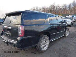 2020 GMC Yukon XL Denali with VIN 1GKS2HKJ9LR162043, listed as a IAAI auction lot 41351046 with 93,358 mi miles. Bid and sale history available at carsss.com. Image 4.