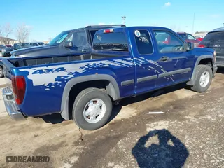 2005 Chevrolet Colorado LS Z71 with VIN 1GCDT196258124222, listed as a IAAI auction lot 41669761 with 195,040 mi miles. Bid and sale history available at carsss.com. Image 4.