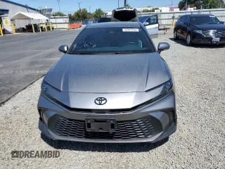 2025 Toyota Camry LE with VIN 4T1DAACK2SU517728, listed as a Copart auction lot 52567455 with 28,385 mi miles and Salvage Title. Bid and sale history available at DreamBid. Image 5.