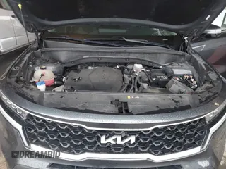 2022 Kia Sorento LX z VIN 5XYRG4LC9NG076804, wystawiony jako IAAI lot #42288908 z przebiegiem 56 750 mil mil oraz . Historia ofert i sprzedaży dostępna na DreamBid. Obrazek 10.