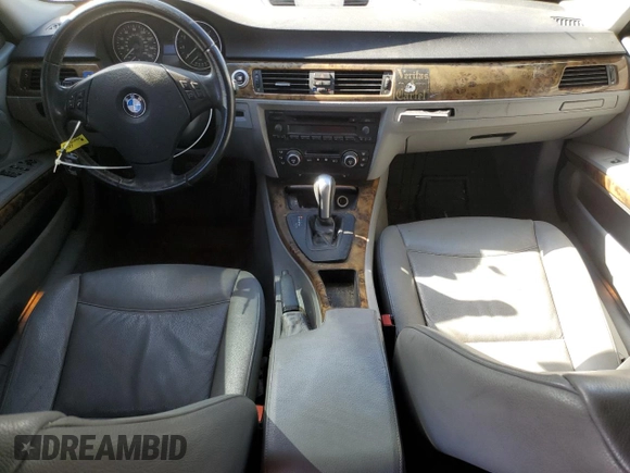 2007 BMW 3 Series 328xi with VIN WBAVC93587KX57667, listed as a Copart auction lot 45929745 with 129,137 mi miles and Salvage title. Bid and sale history available at DreamBid. Image 8.