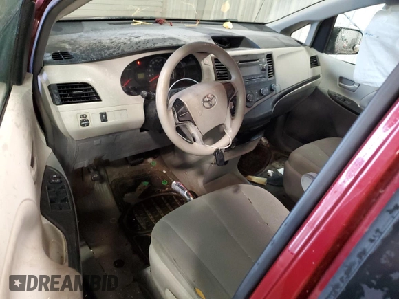 2013 Toyota Sienna L с VIN 5TDZK3DCXDS282433, выставлен на аукционе Copart как лот 49527945 с пробегом 197 583 миль миль и Списание • Salvage title. История ставок и продаж доступна на DreamBid. Изображение 8.