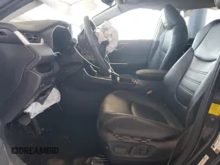 2021 Toyota RAV4 XLE Premium with VIN 2T3C1RFV4MC092721, listed as a Copart auction lot 56980835 with 31,640 mi miles and Salvage title. Bid and sale history available at DreamBid. Image 7.
