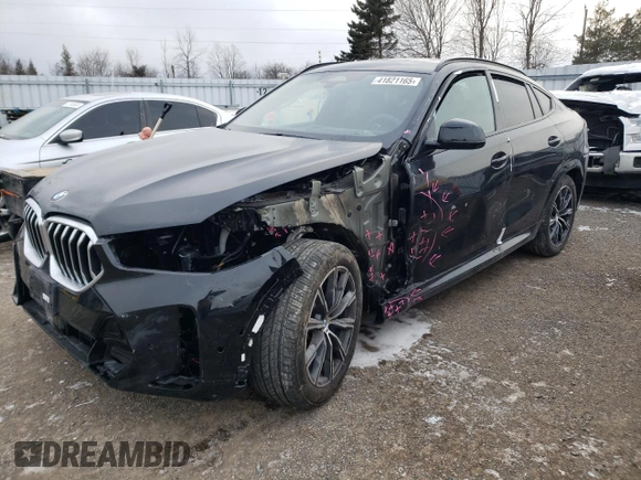 2025 BMW X6 xDrive40i with VIN 5UX33EX09S9X97725, listed as a Copart auction lot 41821165 with 0 mi miles and Salvage Title. Bid and sale history available at carsss.com. Image 1.